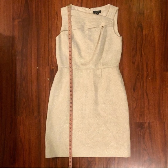 Vintage Tahari Gold Champagne Dress Size 8 - Picture 7 of 9